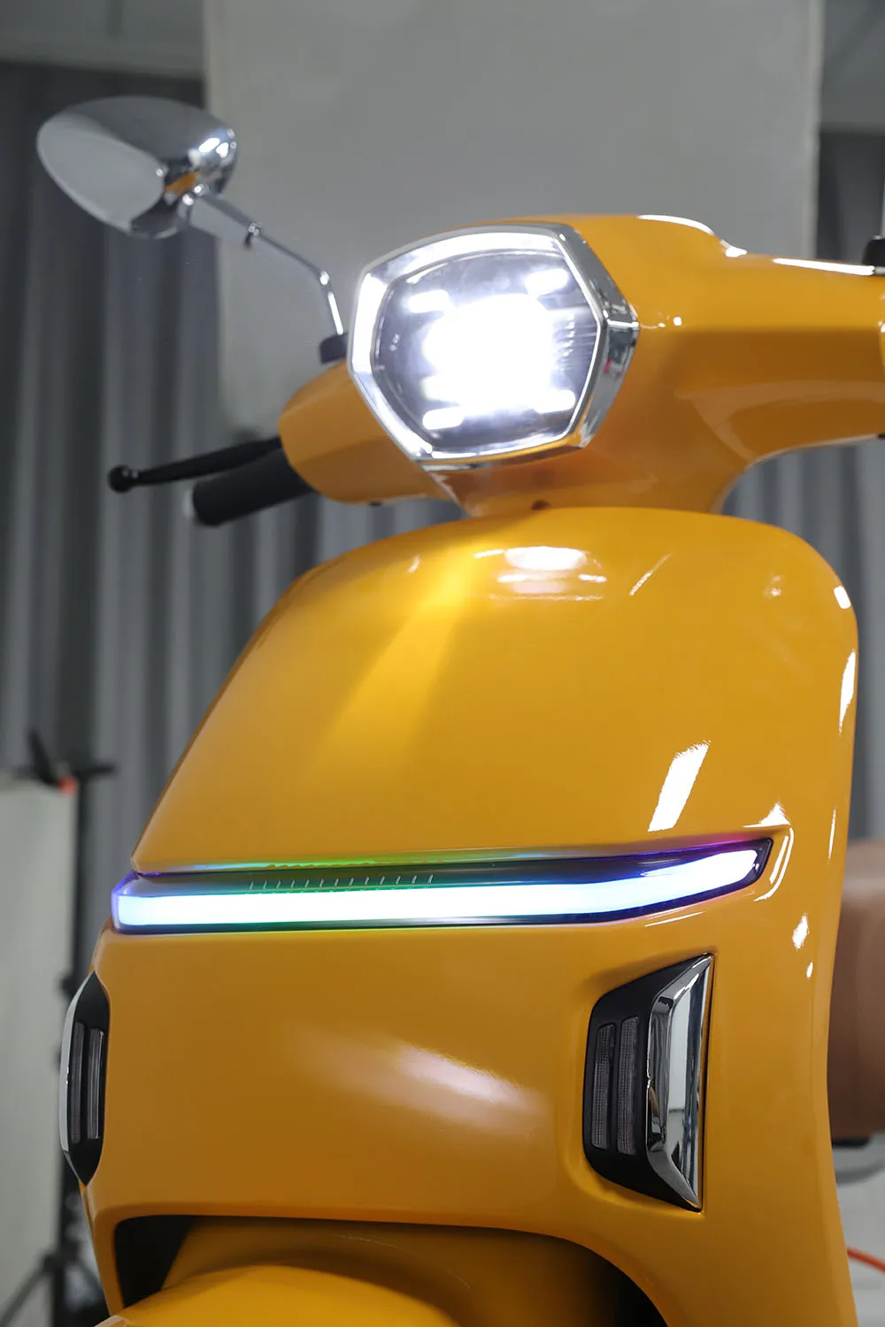 新品未使用　23-24 SCOOTER DAYLIFE 150 Amazon.com : ZIFFY Kids Scooter for Boys & Girls Features