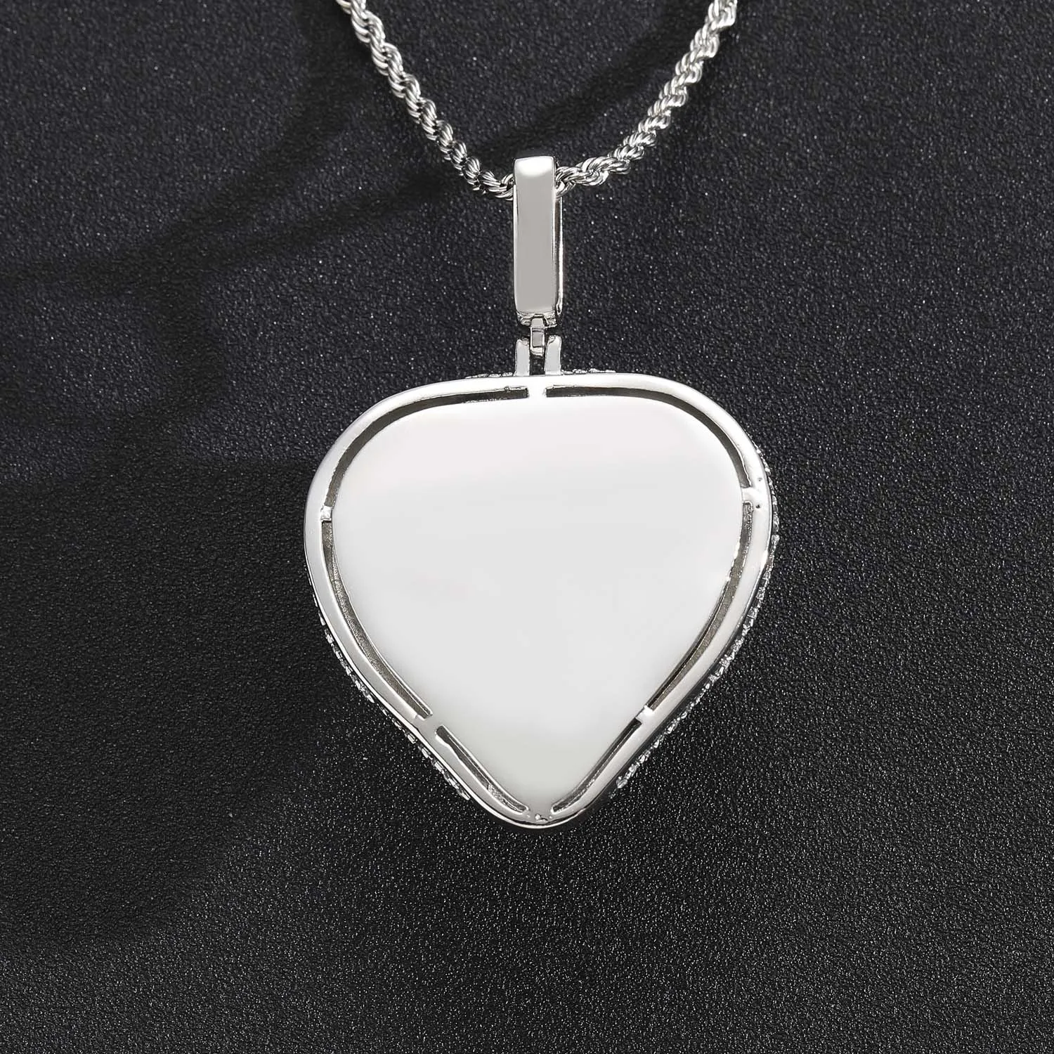 【AouBoom】MYSTIC LOCKET Amazon.com: TUNWIN Hip Hop Punk Micro Pave Zircon Majin Buu