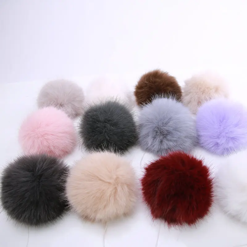 Wholesale New Compressive 15cm Faux Fur Pompom For Hats With Snap Multi