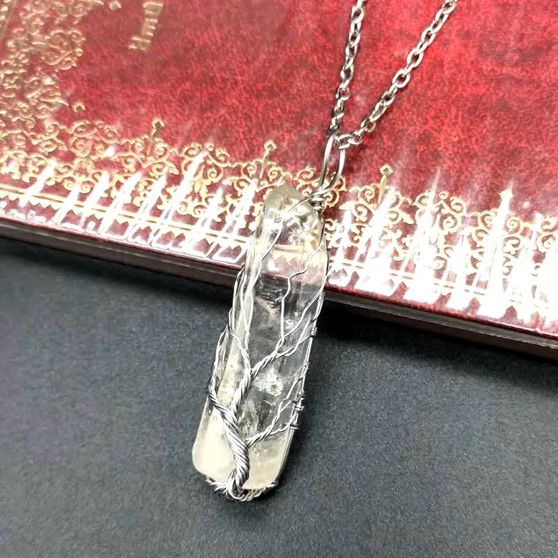 天然彩色水晶柱缠绕吊坠不规则水晶柱生命之树七脉轮项链 Buy 石英晶体点吊坠便宜 愈合宝石吊坠 多色宝石吊坠product On Alibaba Com