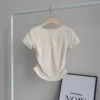 Apricot color