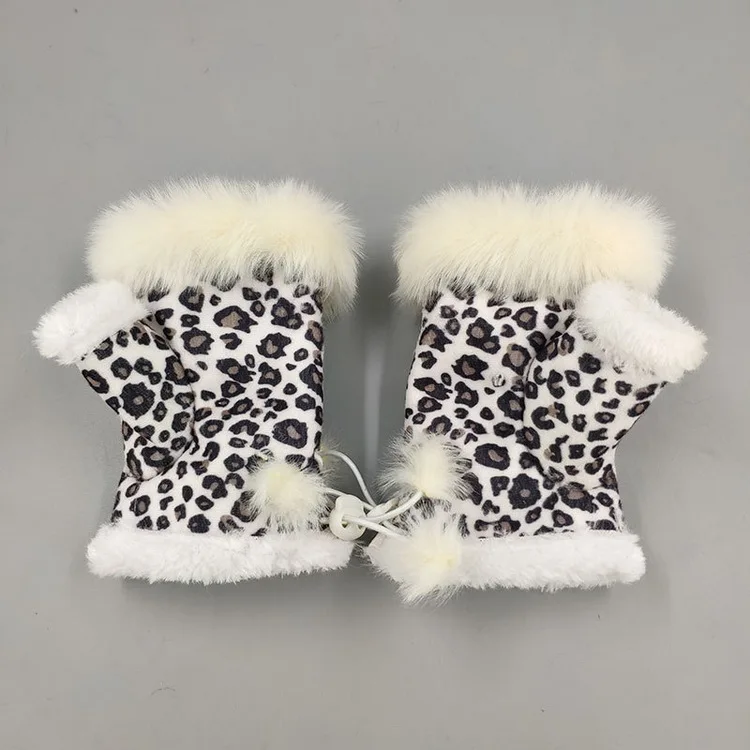 fur mitten gloves (10).jpg