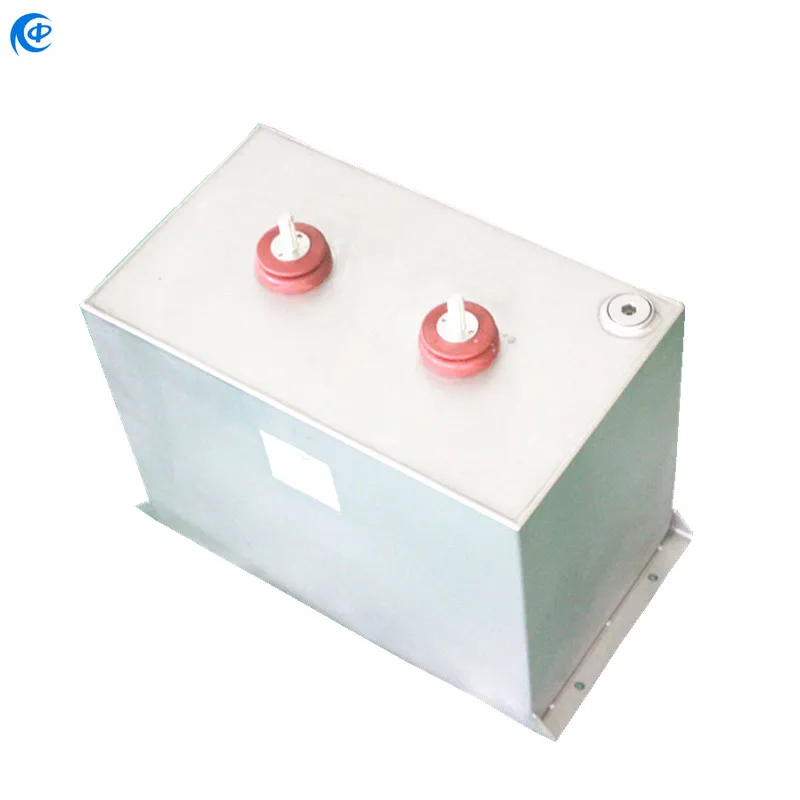 Plasma Capacitor in a Magnetic Field