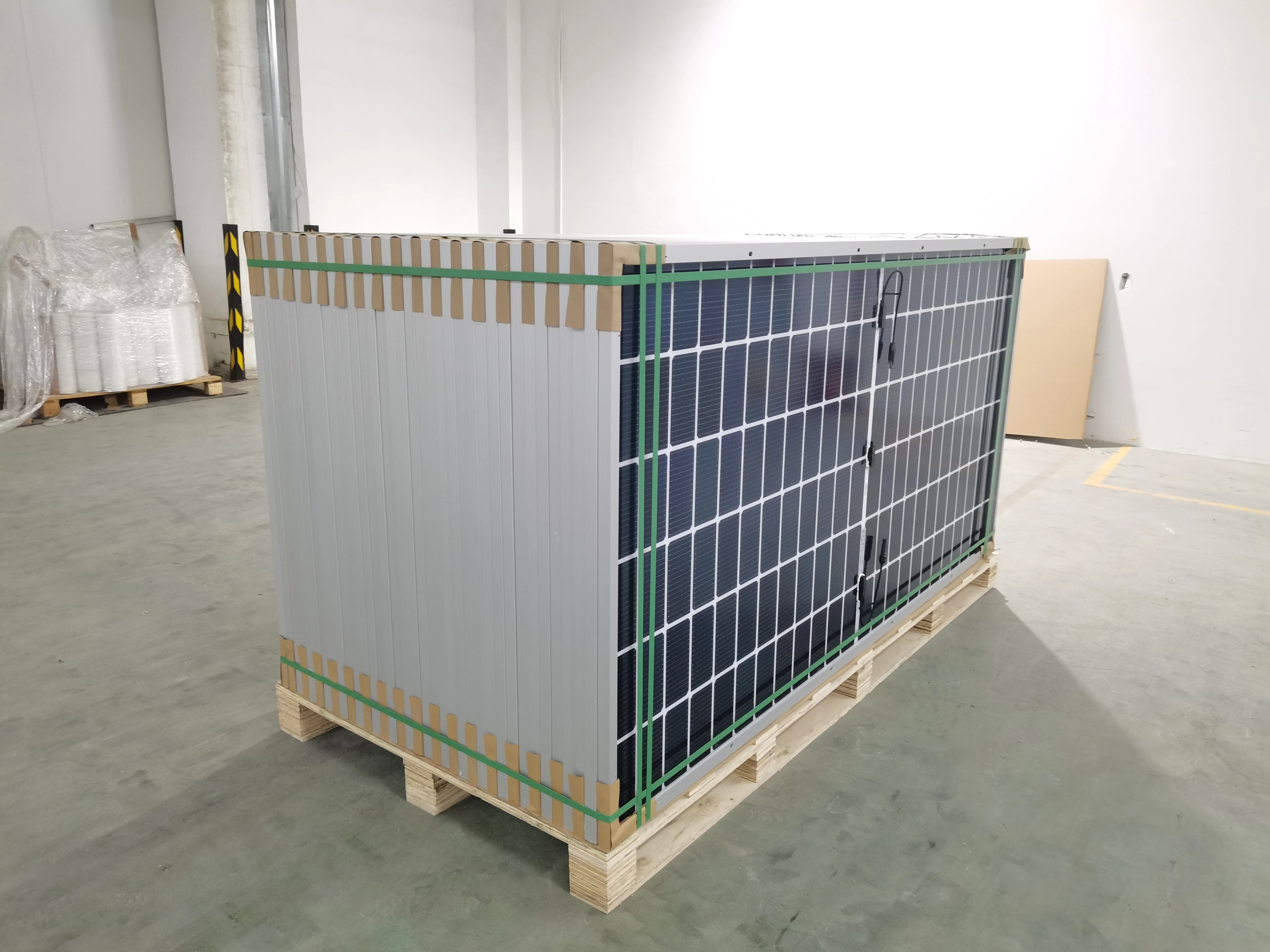 High Efficiency Energy TOPCON Mono 580W-600W Solar Panels