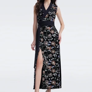 Wisrise Fashion Factory Custom Women's Black Floral Embellished Sleeveless V-neck Wrap Maxi Dress
