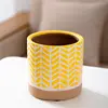 Vaso composito in ceramica gialla per fiori da giardino