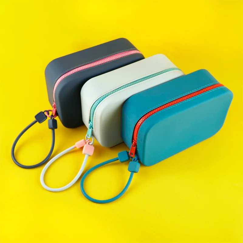 Étui cosmétique personnalisé à grande capacité, étanche et écologique pour la décoration intérieure, sac de rangement portable en silicone avec fermeture à glissière pour maquillage