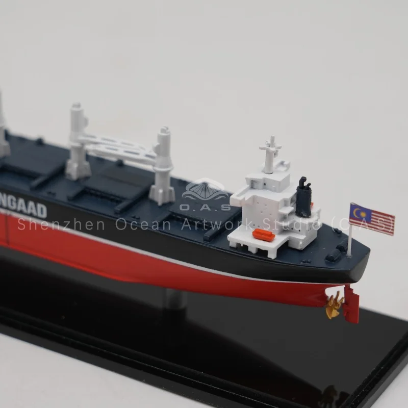 Exquisite bulk carriers model is professionally crafted via precise model making techniques with premium ABS material for durability and fine texture. Designed referencing classic Hong Kong Shipyard standards, this highly simulated vessel model restores realistic hull structures and delicate details. Stylish and compact, it serves as an ideal business gift, office ornament, exhibition display and marine collection. Custom logos and personalized colors are available. We support bulk wholesale and customized production, delivering high-quality ship models for shipping enterprises, shipyards and global maritime partners.Amber@vesselmodel.com Tel: +86 18038048785