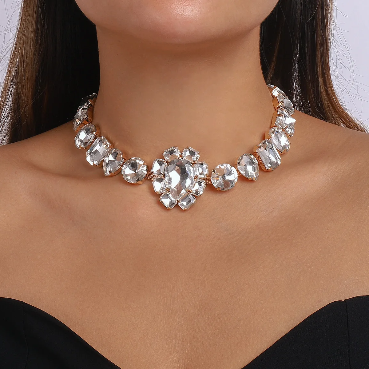 CRYSTAL elegant evening choker, store handmade