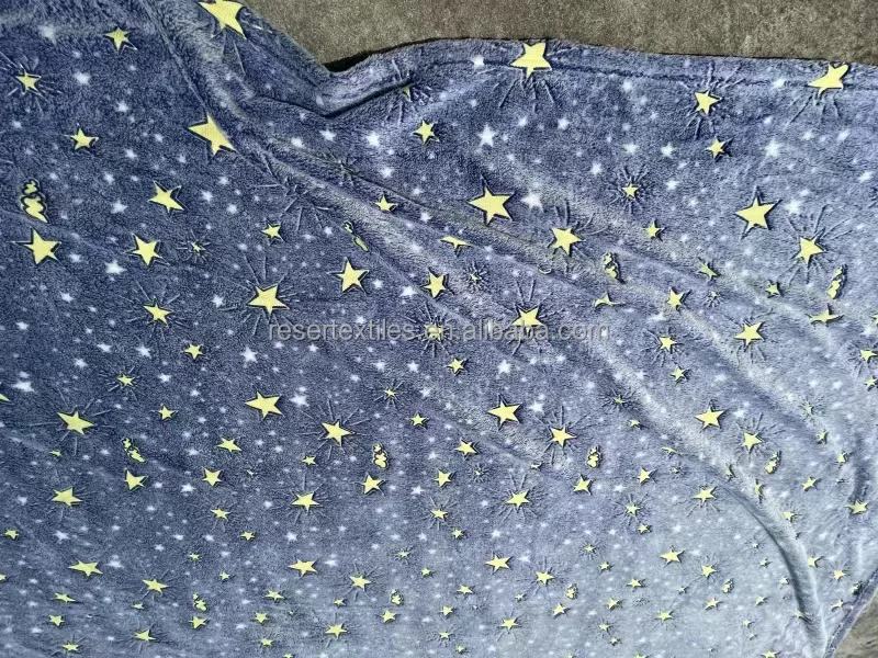 100% Polyester Super Soft Knitted Flannel Glow-in-the-Dark Festival Star Personalized Character Throw Blanket Kids Four Seasons