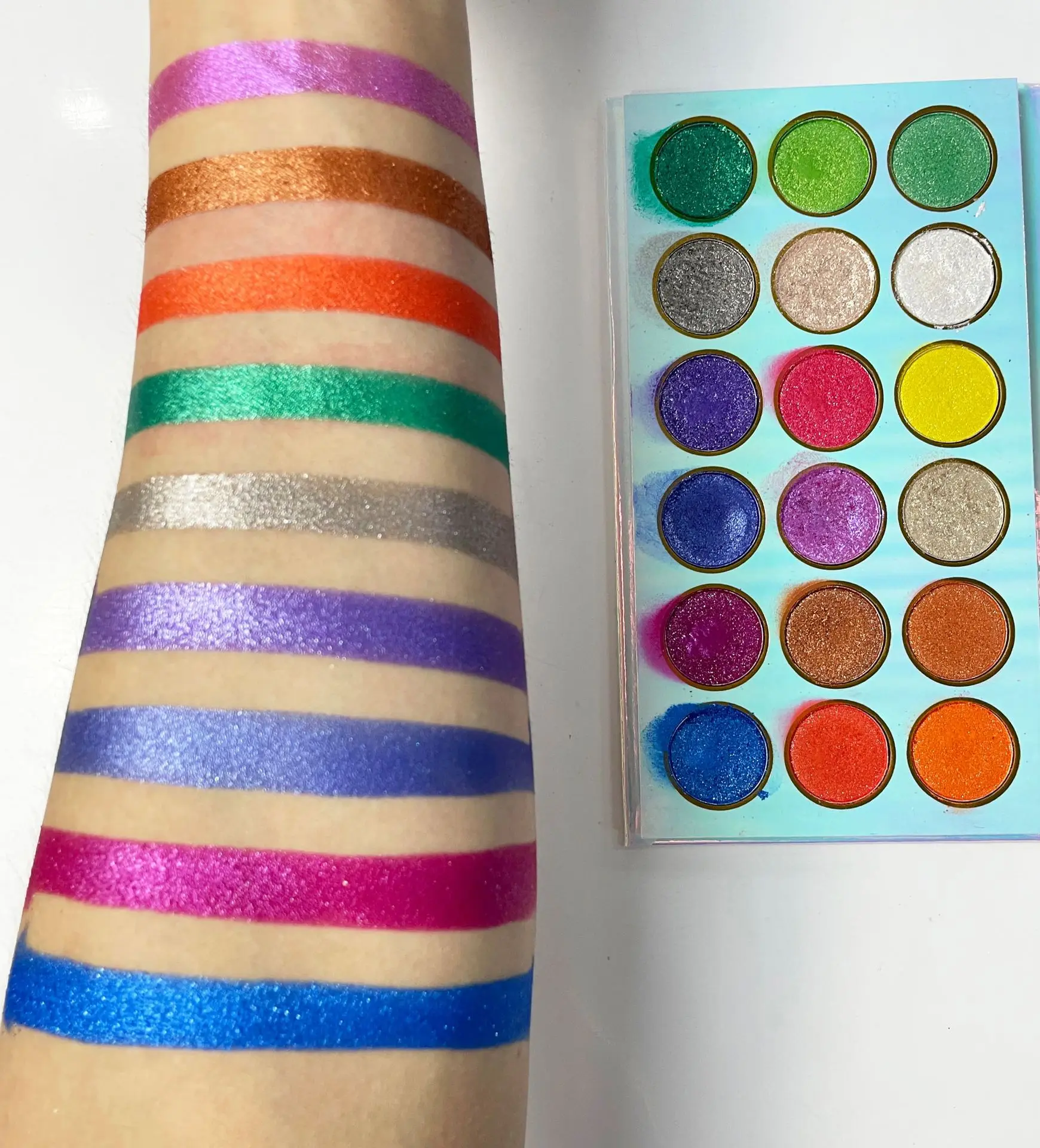 18 eyeshadow 03.jpeg