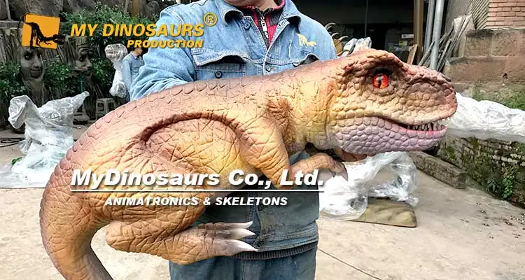baby-dinosaur-puppet-toy