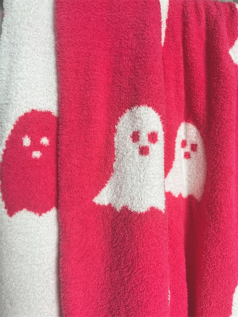 New 100% super cozy polyester feather yarn Ghost knitted throw blanket for Halloween details