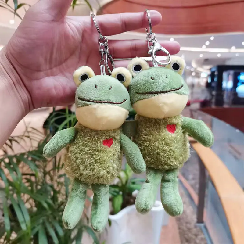 カエルのぬいぐるみ キーホルダー付き 16CM Cute Plush Frog Keychain - Soft Cartoon Design with Big Eyes