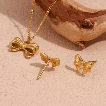 Classical Bow Earring And Necklace Set 18K Gold Plated Jewelry Set Tarnish Free Pendant Necklace Stud Earrings