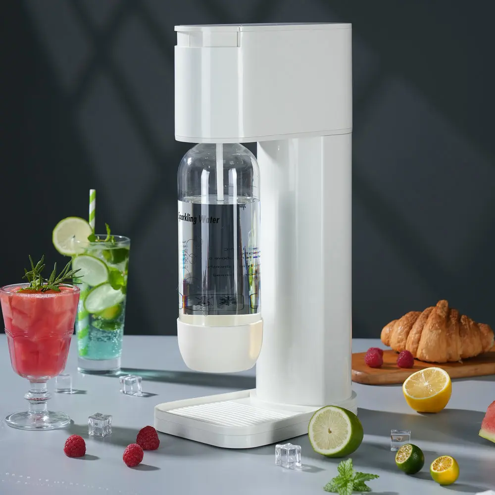 what is a soda maker or carbonator?