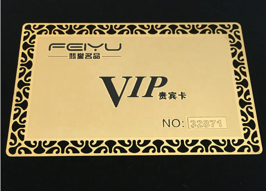 
 Модная металлическая карточка на заказ с nfc, креативная визитная карточка с горячим тиснением из фольги, карточка с магнитной полосой, сделанная для участников  