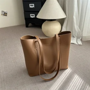 Advanced Texture Shoulder Bag for Women 2026 New Fashionable Handbag PU Leather Solid Color Women's Bag