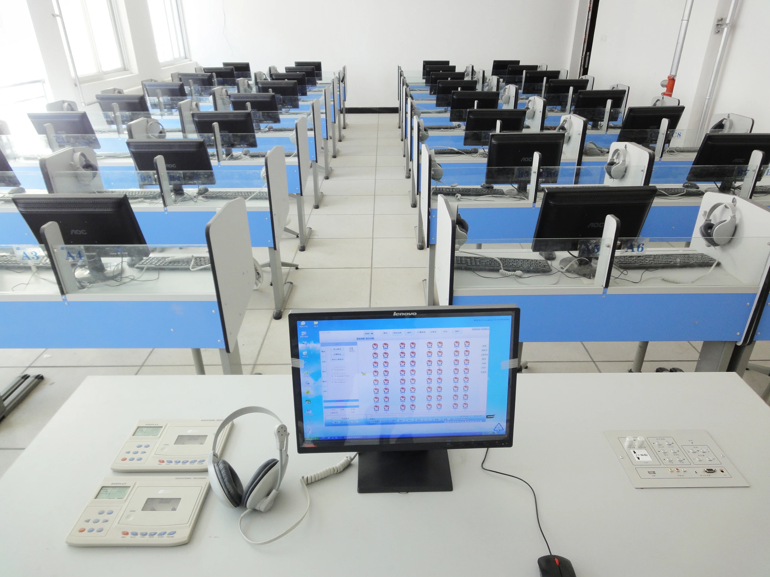 Greelan School Educational Digital Language Lab Equipment GV2110B