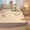 Lively Paparazzi - Fitted Sheet