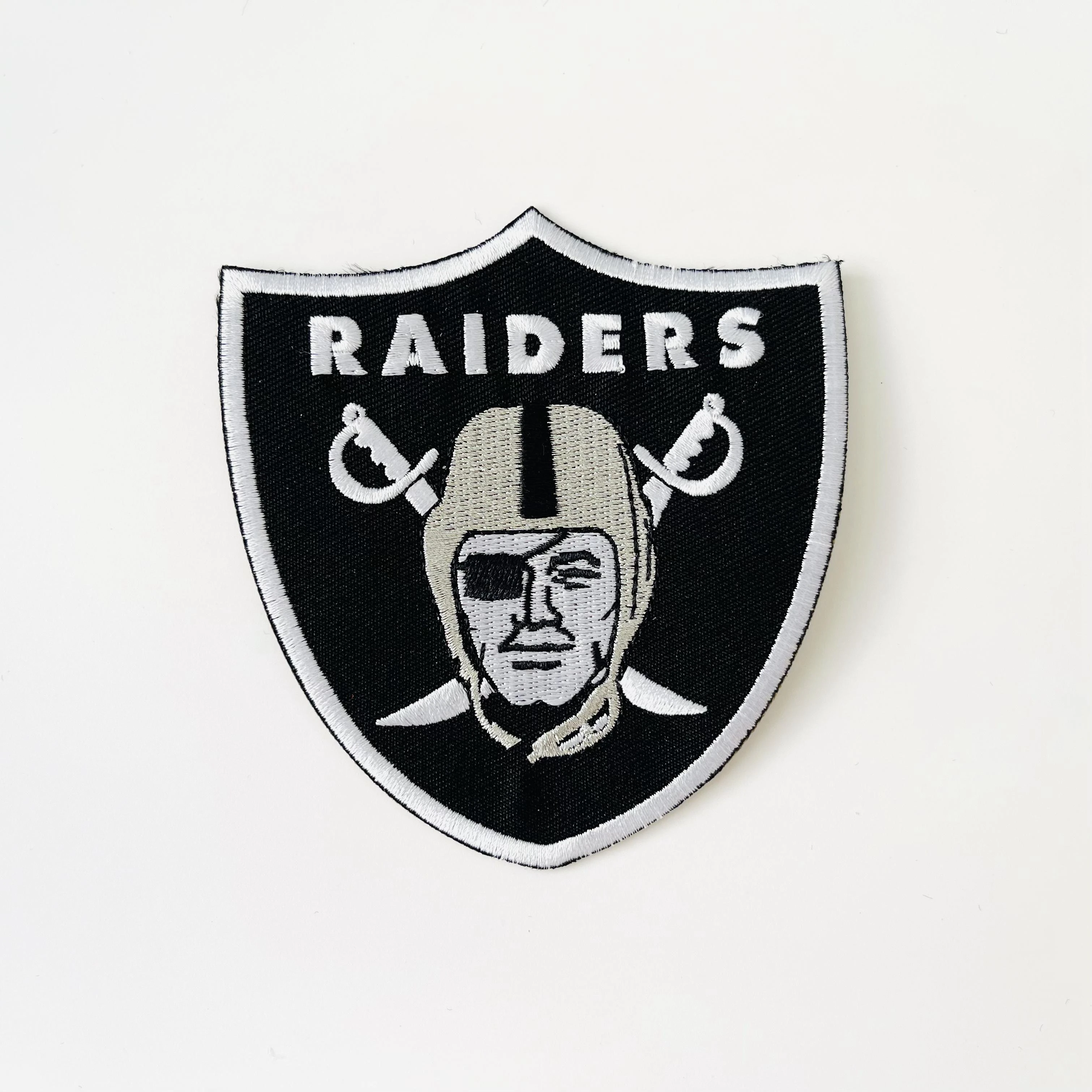Raiders Patches (Black) Fitted – Cap World: Embroidery