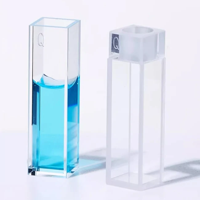High Transmittance 10mm Path Length Quartz Cuvette for Spectrophotometer