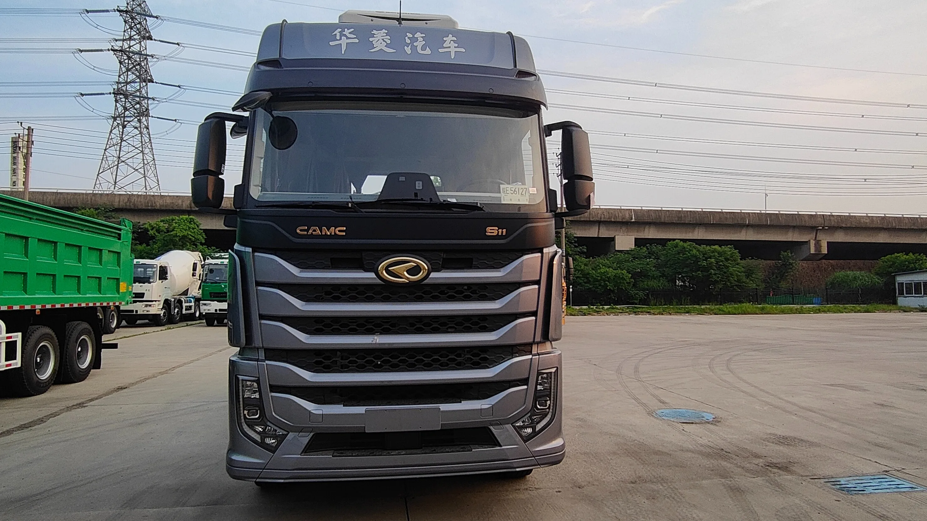 camc-trucks-new-product-s11-tractor-head-truck-high-quality-driving