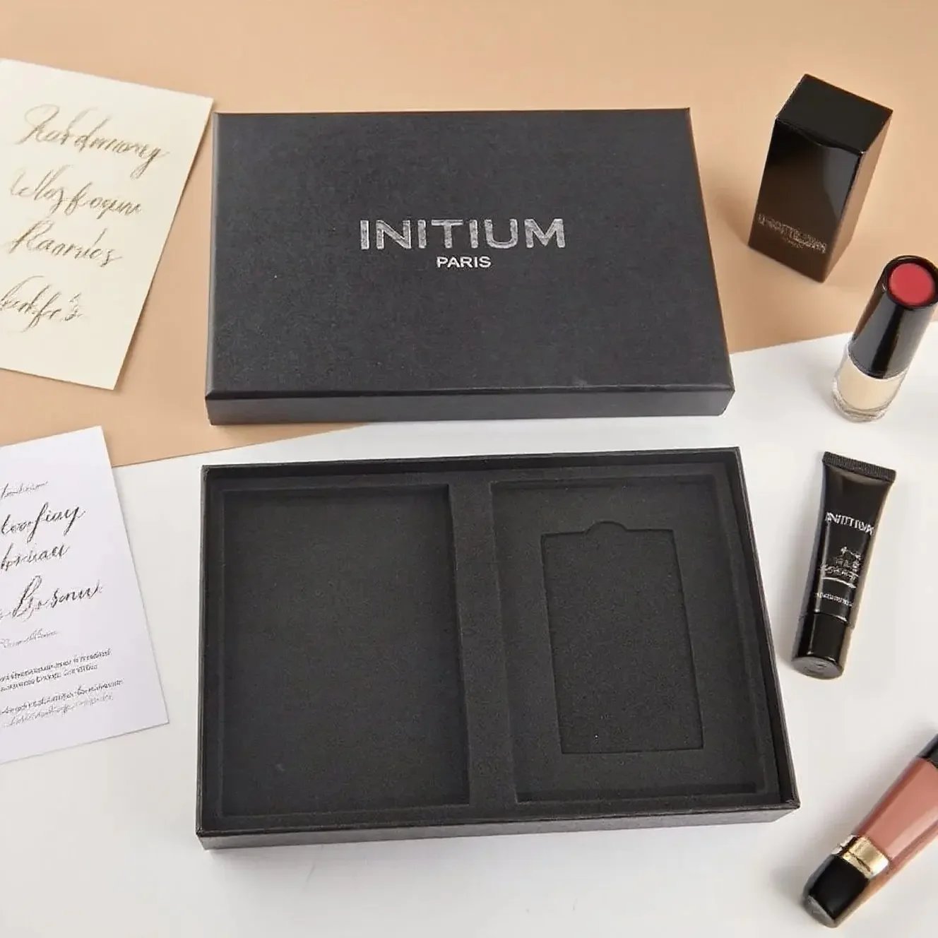 Luxury Custom Paper Cosmetic Boxes | Elegant Designs for Distinctive Brand Identity