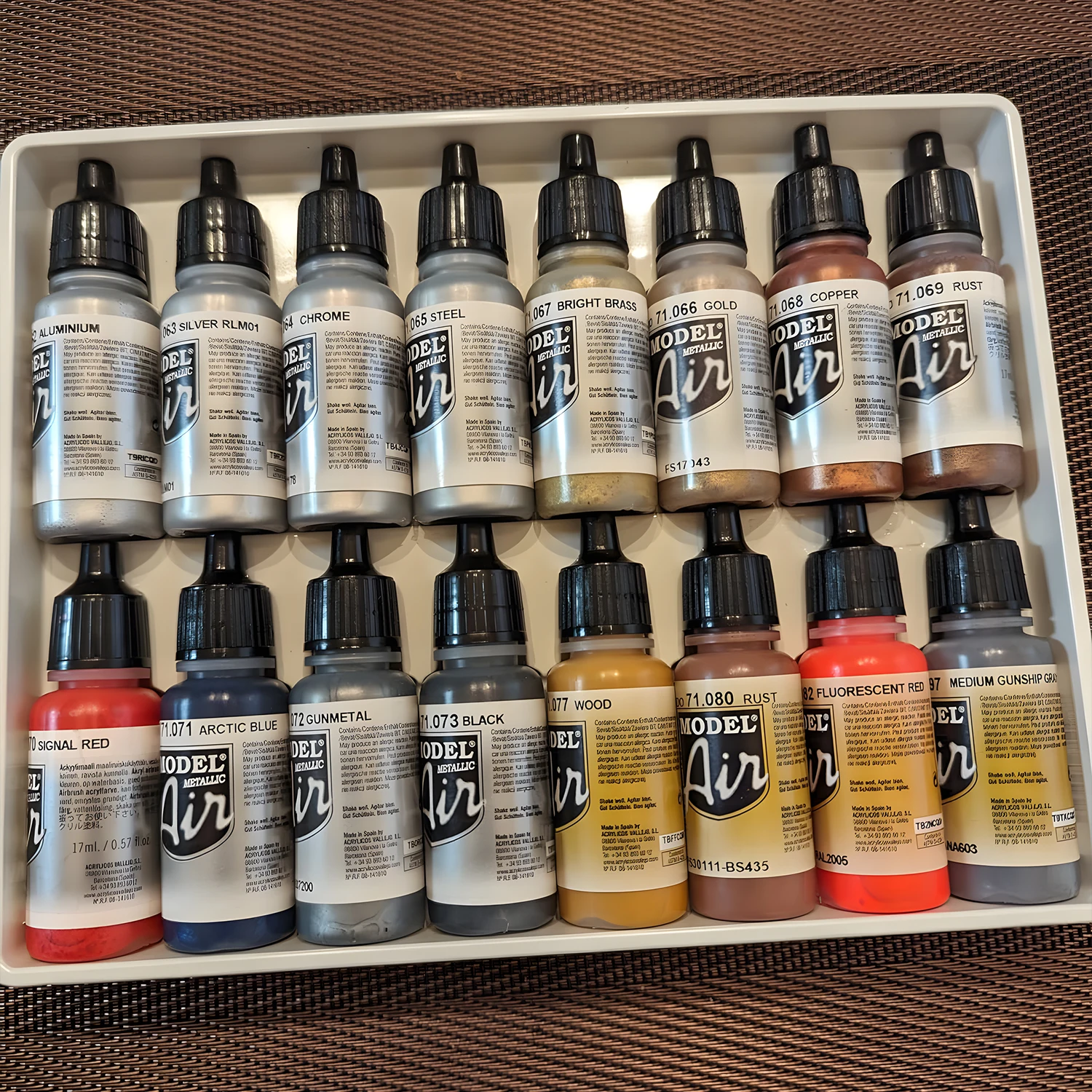 17ml  Hobby Model Paint Supplies Multicolor Model Air Paint Metallic Set 16 Colors