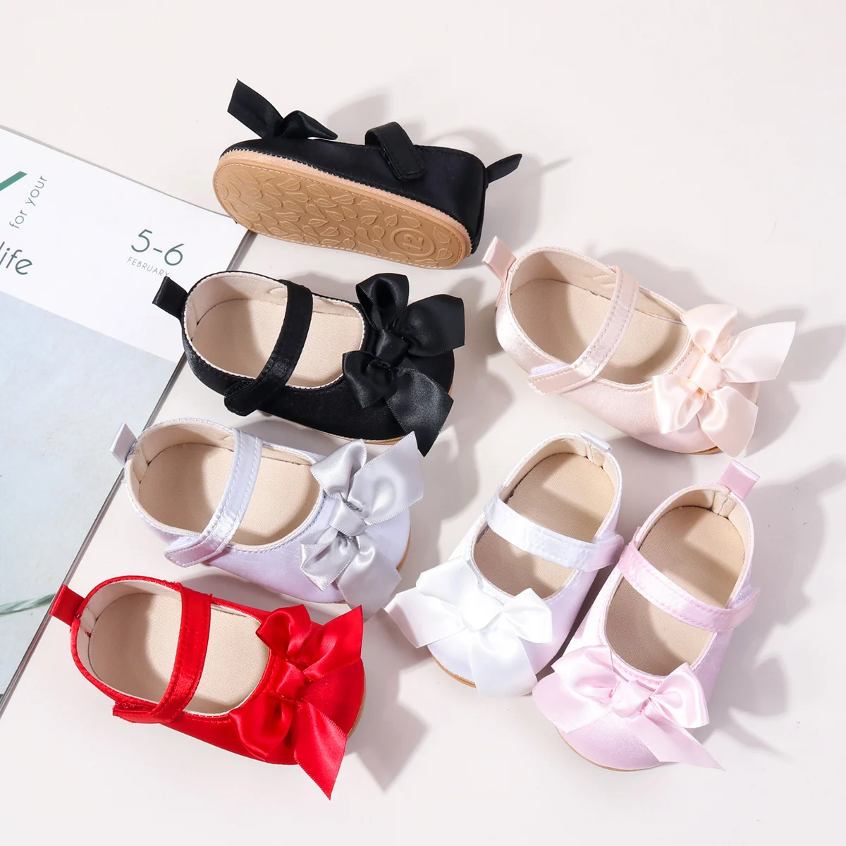 2025 Spring Summer New Arrival Infant Newborn Girl Shoes Breathable Cotton Soft TPR Soles Bowknot Princess Baby Shoes manufacture