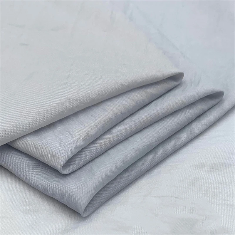 vải taffeta nylon bán xỉn 100% Nylon 70D thoáng khí và thoáng khí cho quần áo chống nắng