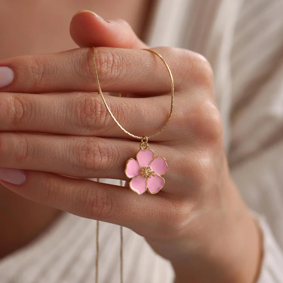 Elegant Flower Pendant Necklace - Chinese Fashion