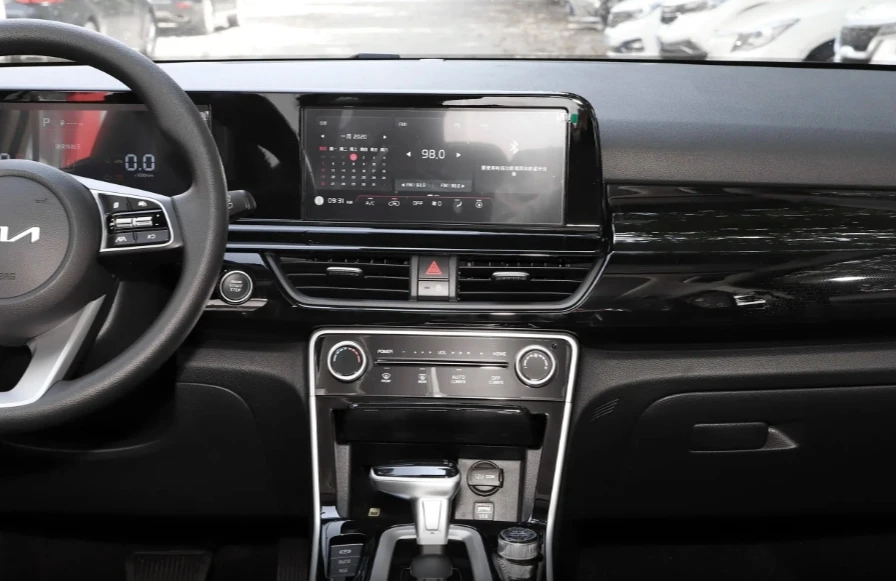 Used Kia Seltos Car With Panoramic Sunroof And Cvt Continuously