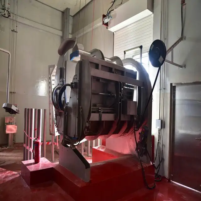 Kill box for cattle buffalo slaughterhouse slaughterhouse equipment