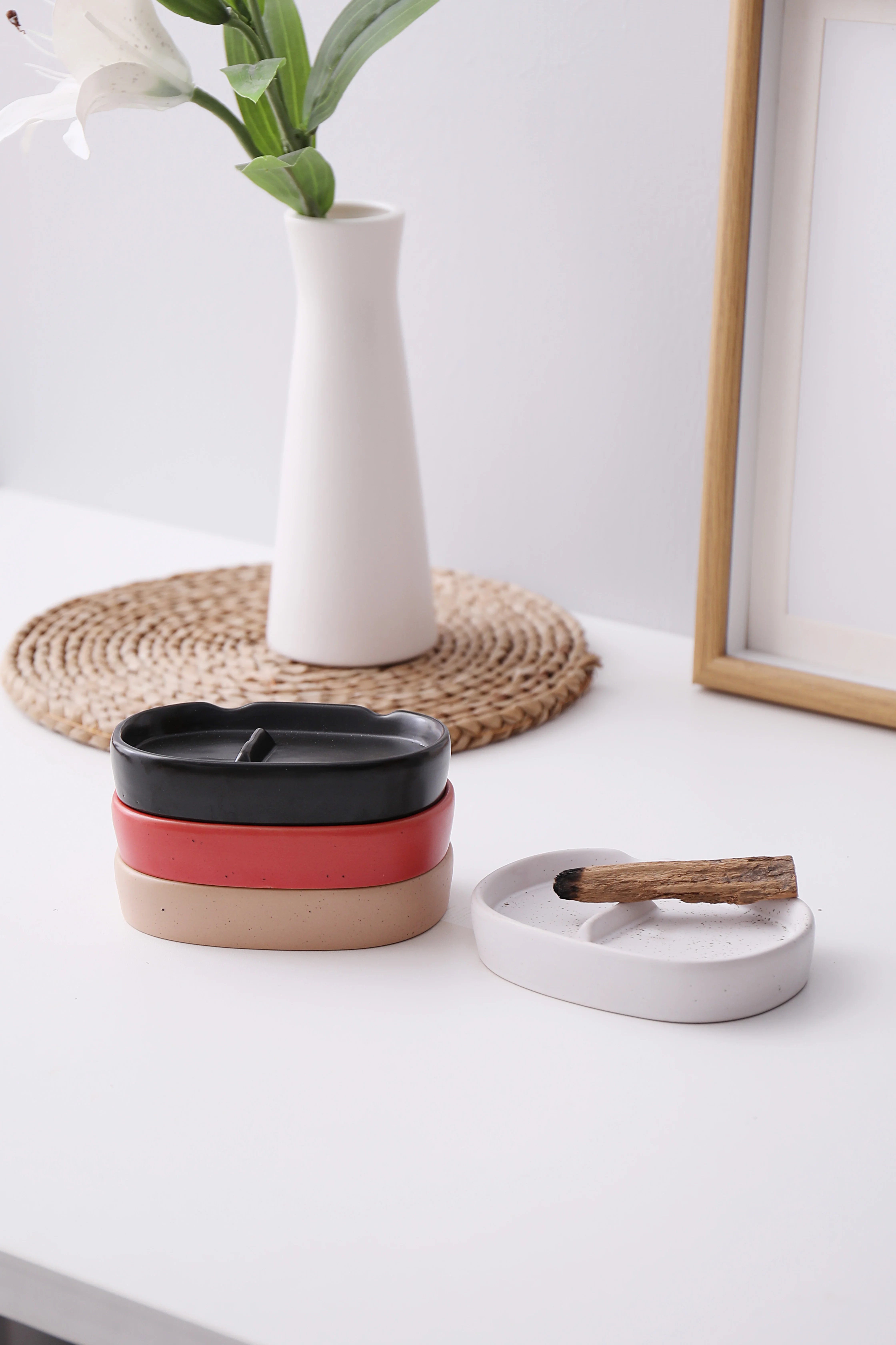 Wholesale Hot Selling Sage Smudge Sticks Cleansing Set Incense Burner with Santo Palo Holder Perfume Lamp for Spring Season