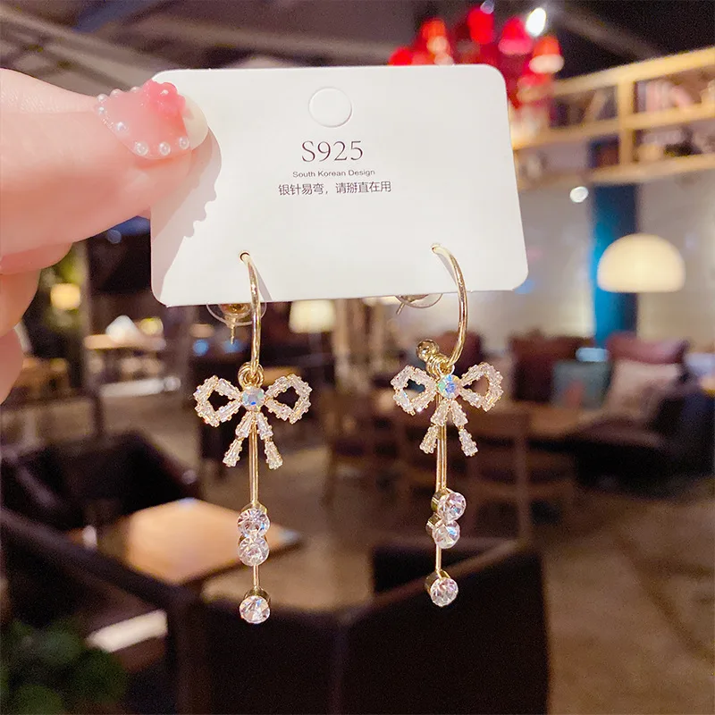 Geometric long tassel earrings Elegant fashion style inlaid zircon earrings Korean temperament  female earrings