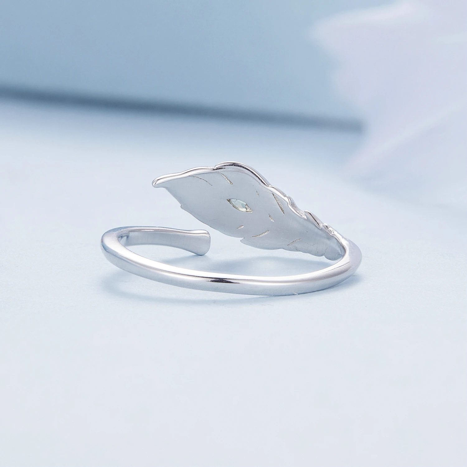 アクセサリー BIGHAND silver925 feather RING BIGHAND silver925 feather RING