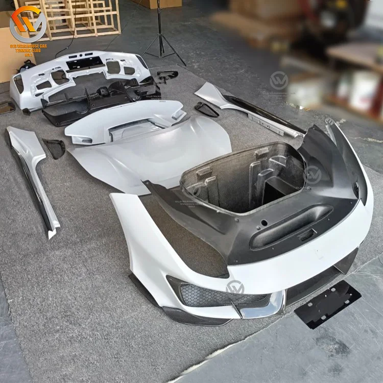 Pista Style Dry Carbon Fiber Front Bumper for Ferrari 488 GTB Spider