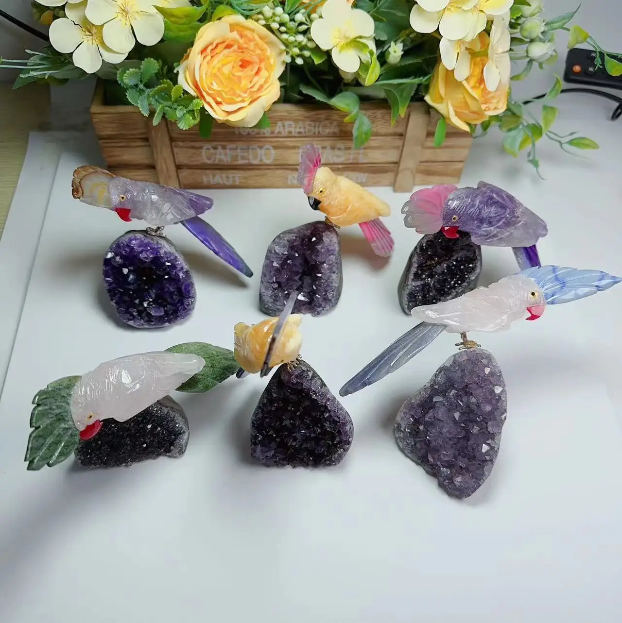 定制天然水晶雕刻鸟鹦鹉紫水晶簇基愈合水晶鸟装饰| Alibaba.com