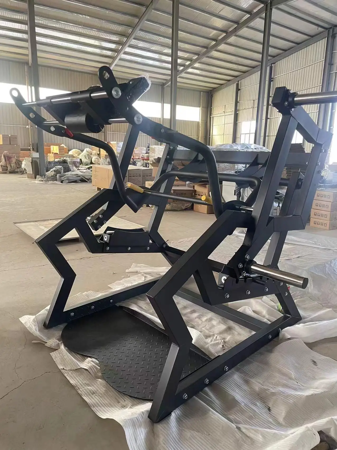 MND-LL228 Iso-Lateral Chest Press - Adjustable Gym Equipment
