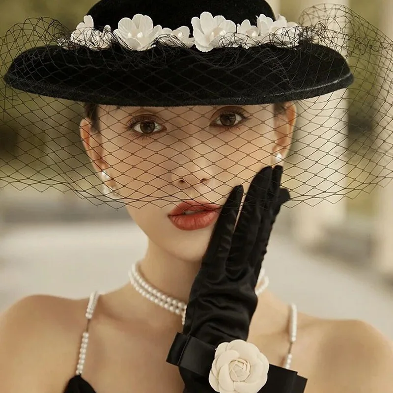 British Gatsby Women display picture 1