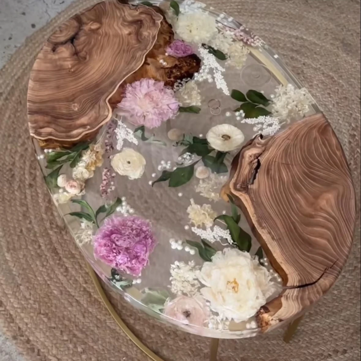 Elegant Customized Modern Design Handmade Wooden and Resin Flower Round Table Perfect Coffee Table