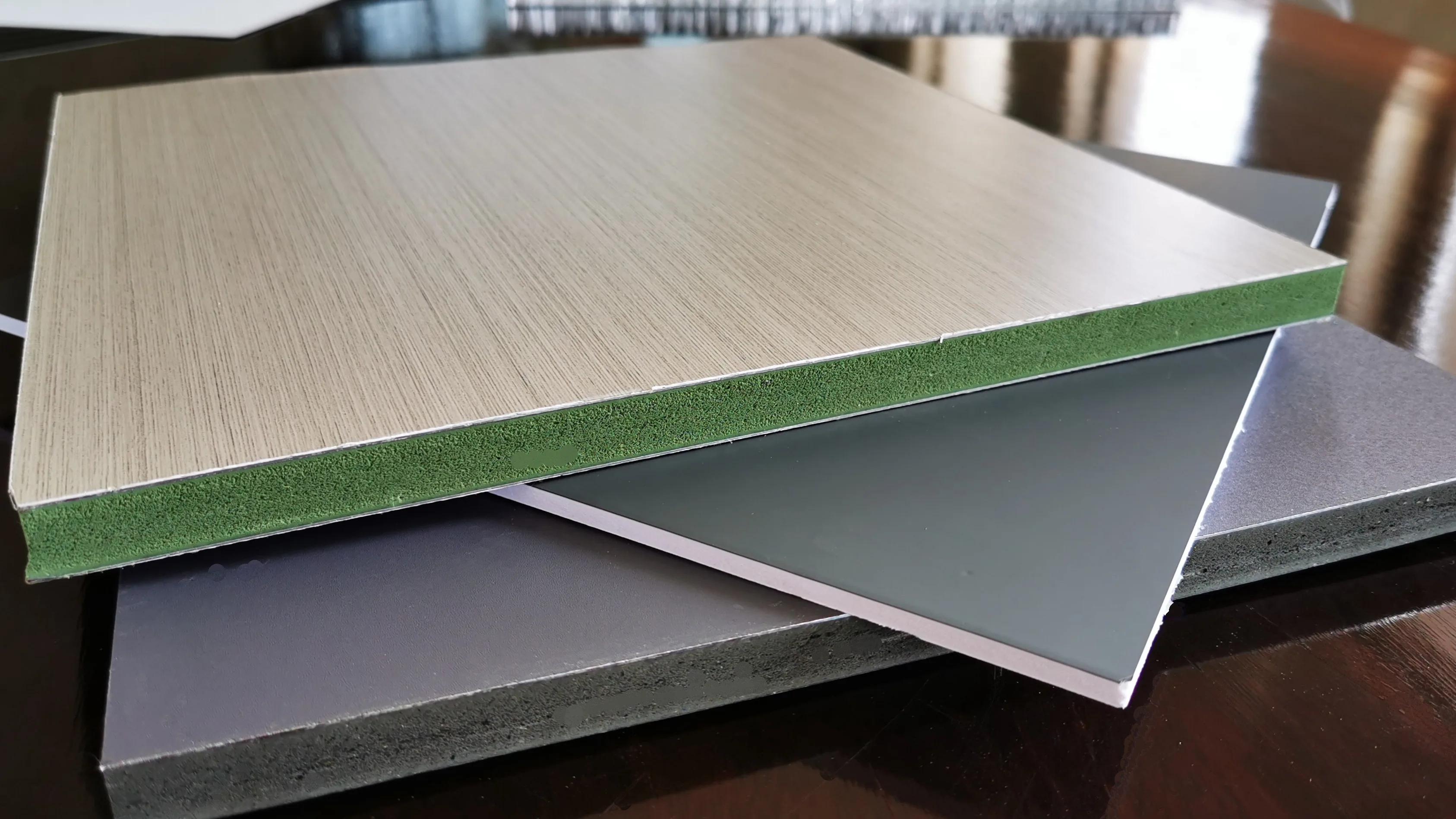 Aluminum Faced Pvc Foam Board With Surface Pvdf Or Decorative Film For