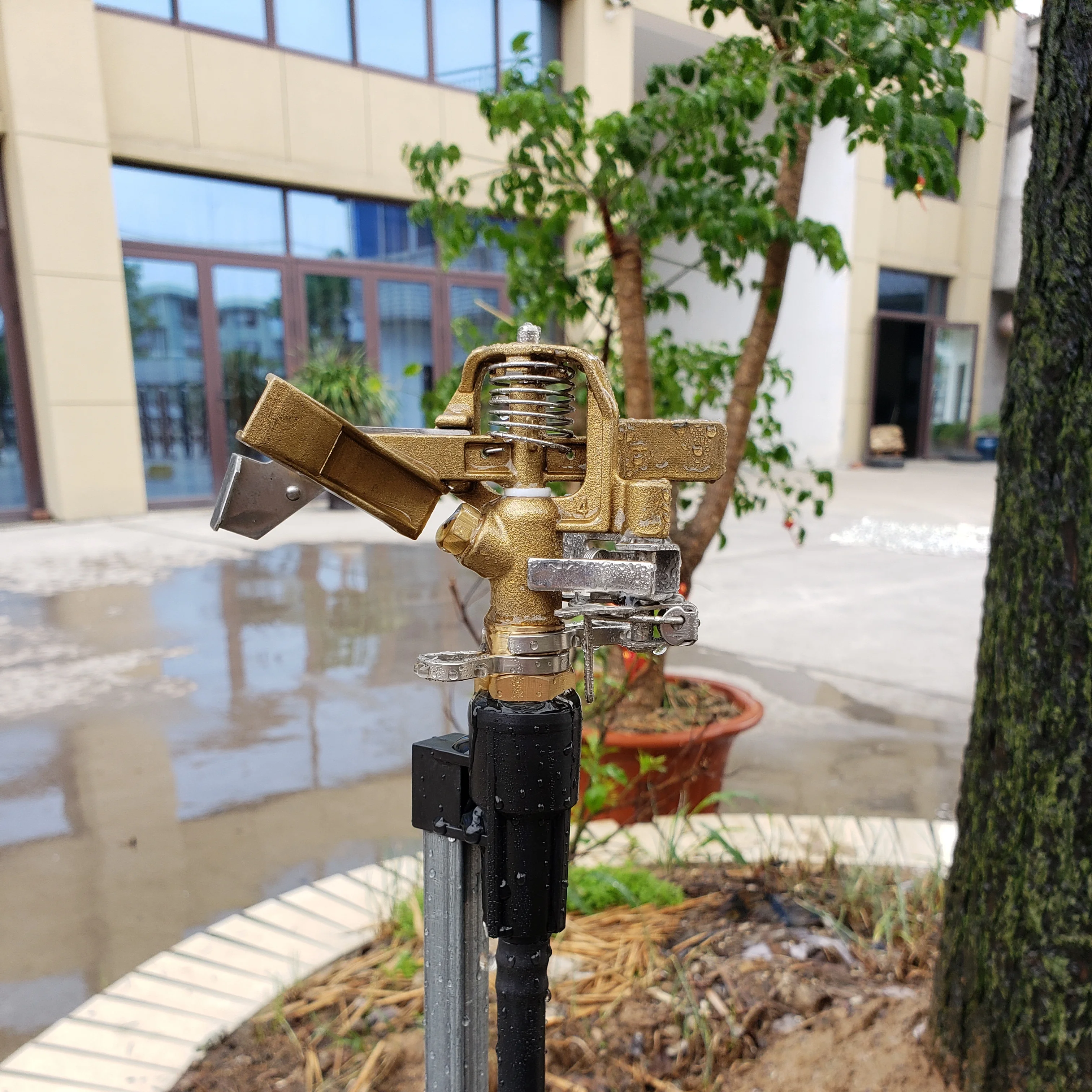 Agricultural Sprinkler new Item Zinc