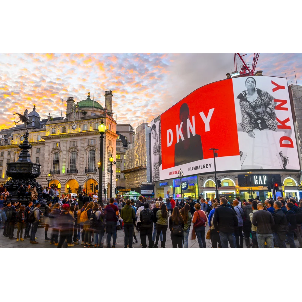 屋外用 LED 広告板