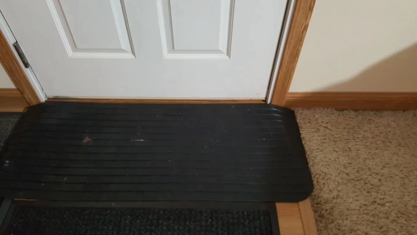 Factory Direct Threshold Ramp for Wheelchair-TRA01 supplier