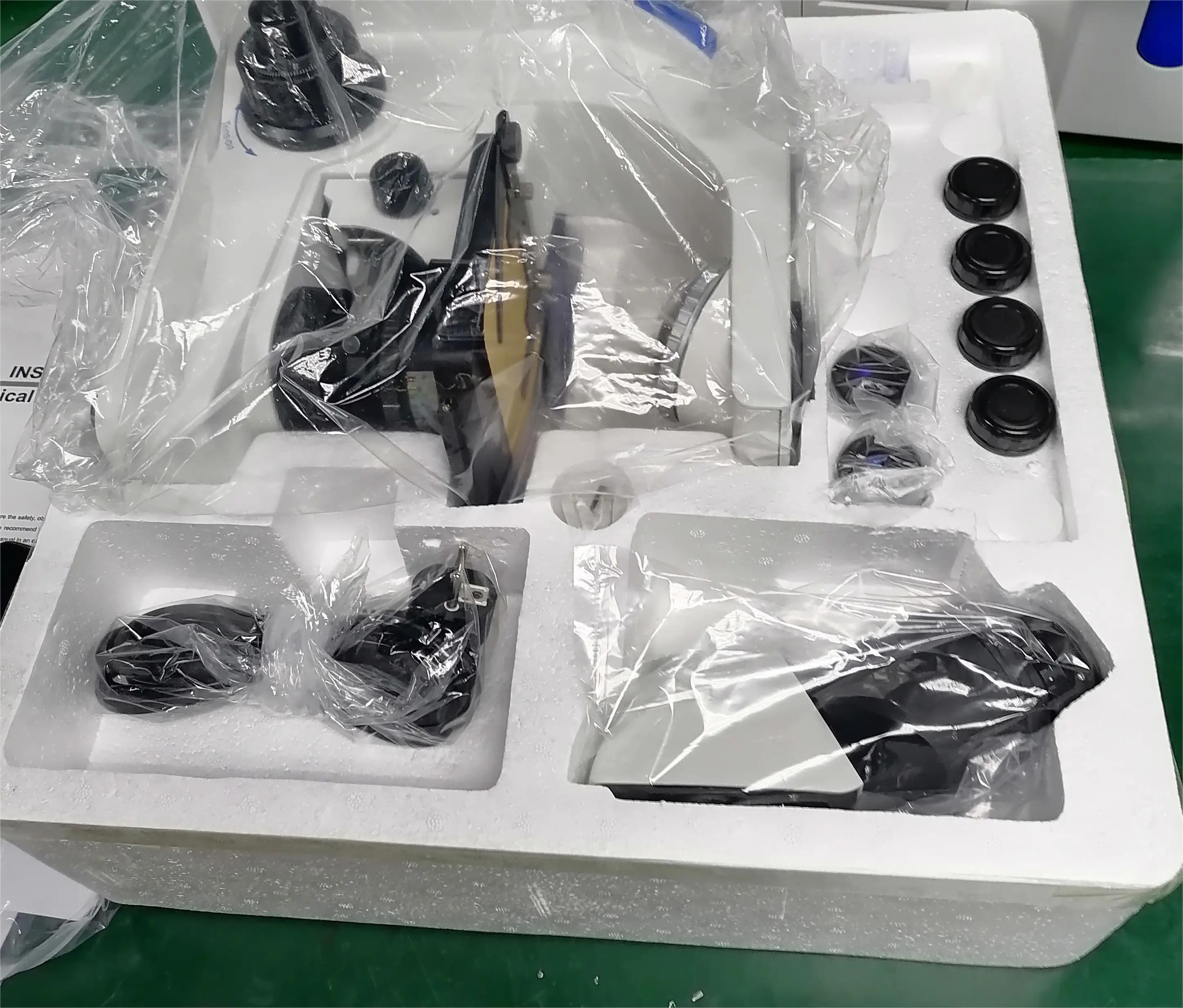 Portable Digital Optical Microscope 10x Objective Biological Type with LED Light Source Binocular Factory Price