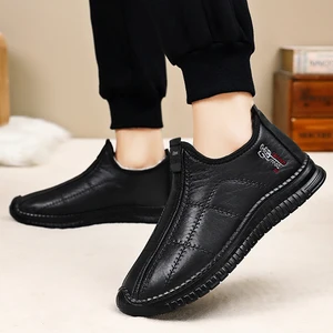 Direct Factory Sales Winter Plush Thick Waterproof Leather Sole Warm Shoes for Men Casual Shoes Warm Chef Shoes