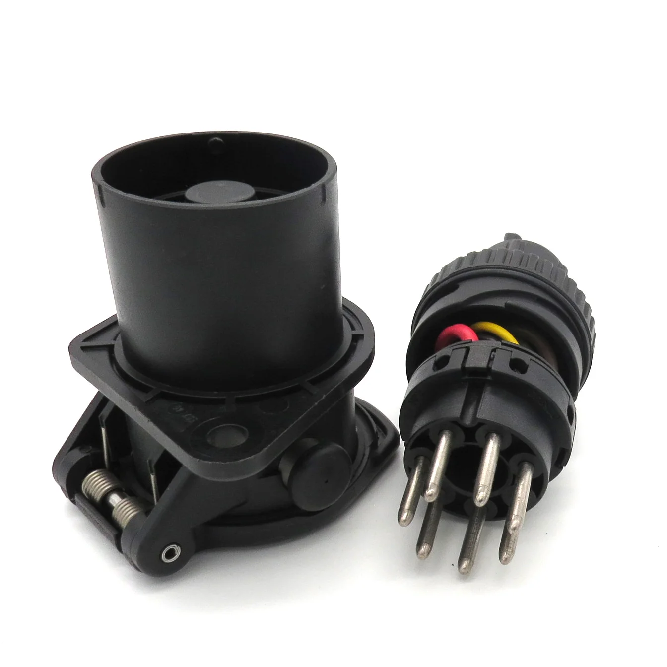 Connettore per gancio di traino a 7 pin, cablaggio per rimorchio a 7 pin, accessori standard con 4 connettori maschi e 3 connettori femmine. | Leroy Merlin