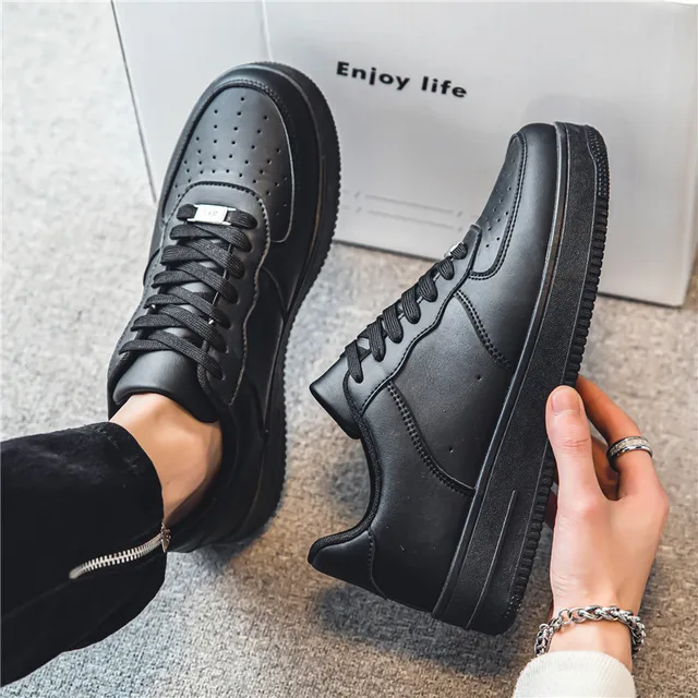 Men's Summer Trendy Pure Black Force Sports Sneakers Breathable Casual Shoes Kitchen Mesh Lining Waterproof Non-Slip Slip-On